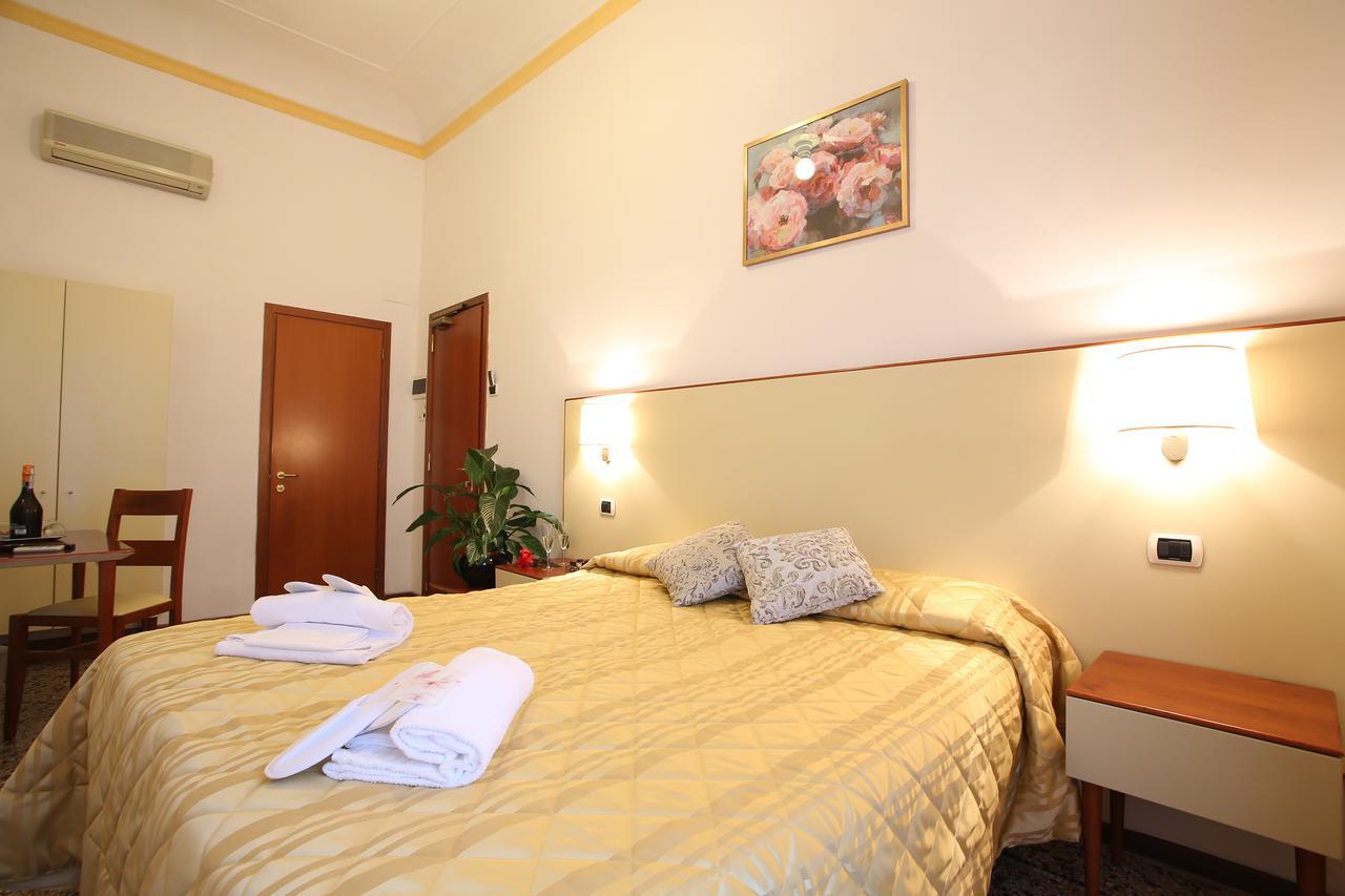 Hotel Casa Del Lago Florenz Exterior foto